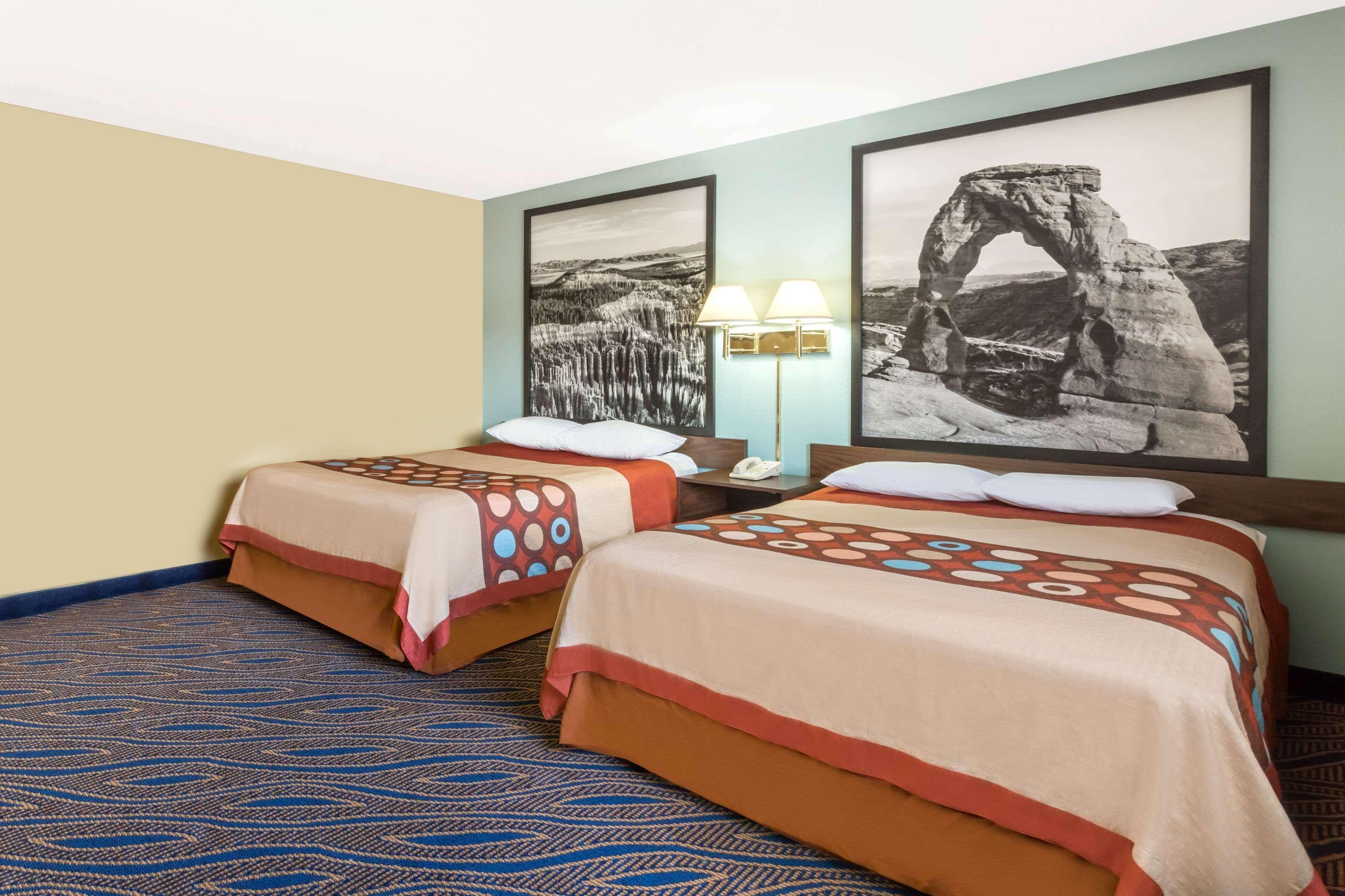 Super 8 By Wyndham Cedar City Exterior foto