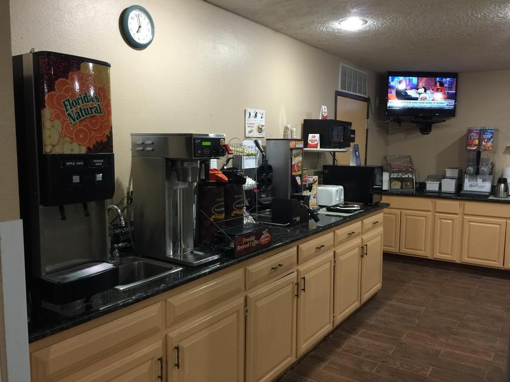 Super 8 By Wyndham Cedar City Exterior foto