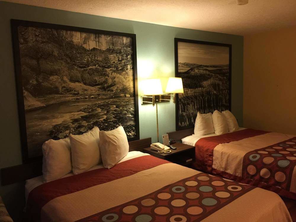 Super 8 By Wyndham Cedar City Exterior foto